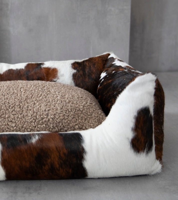 HENRI-COWHIDE LEATHER BED