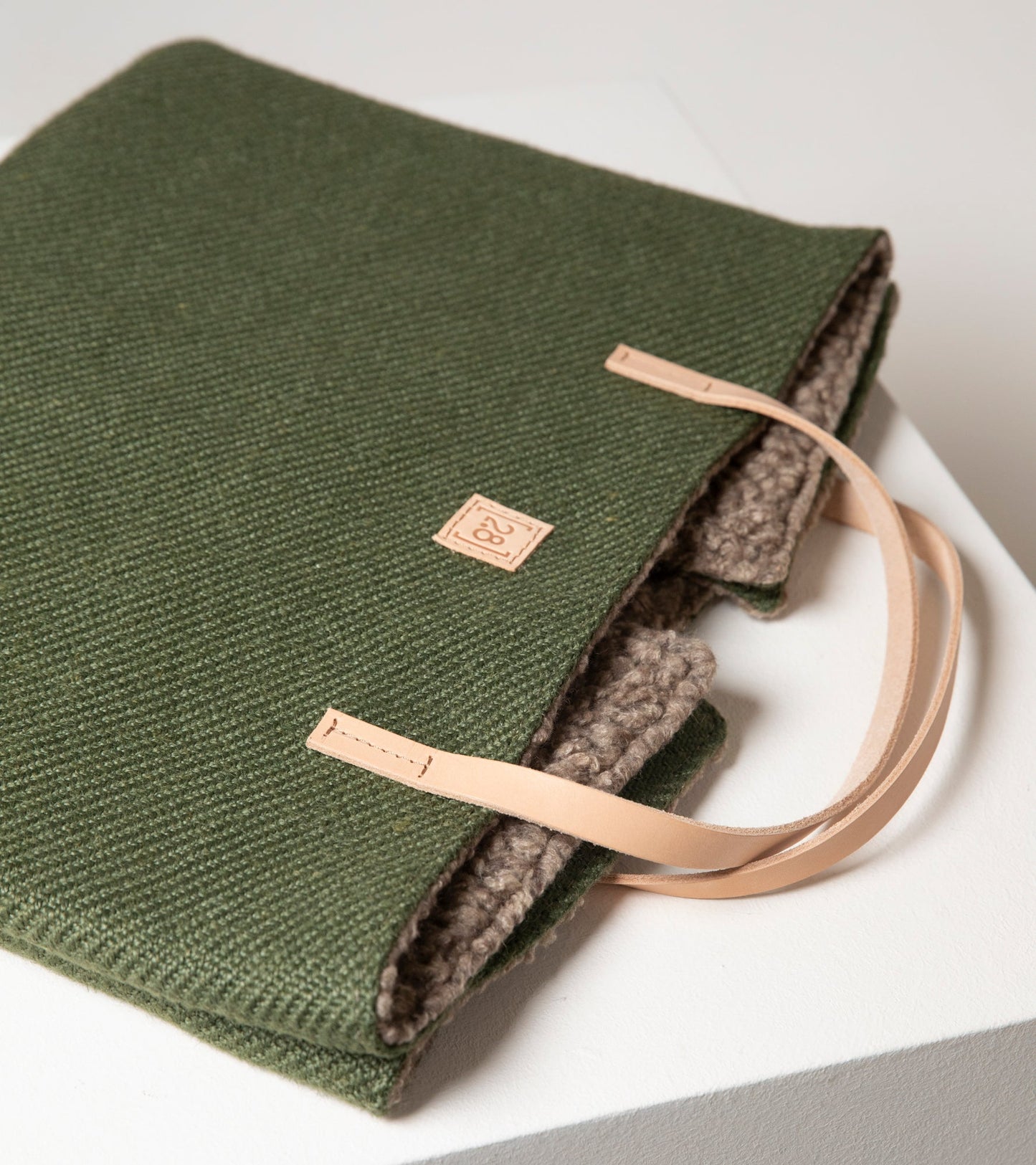STEVE DOG TRAVEL MAT JUTE