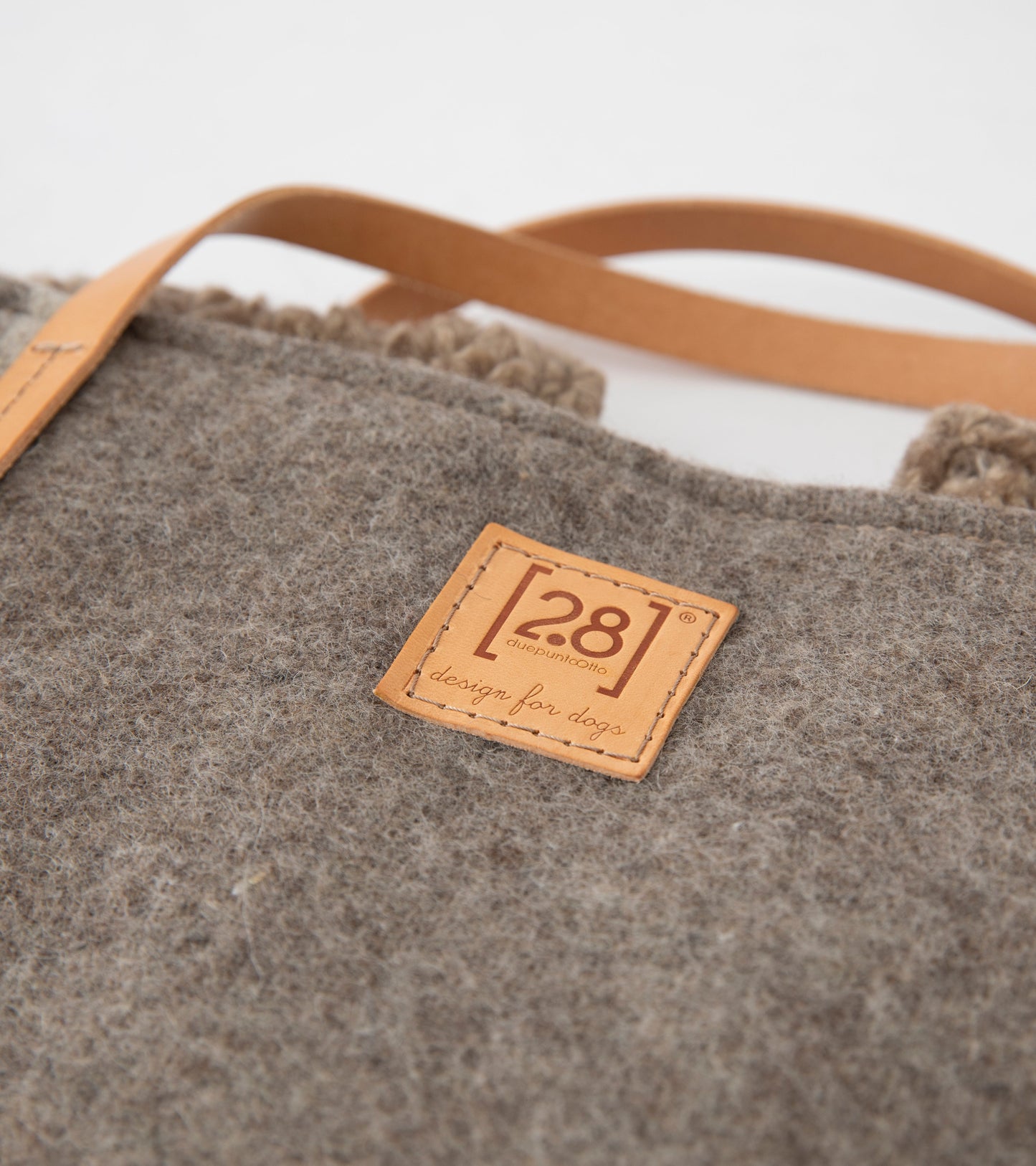 STEVE DOG TRAVEL MAT RECYCLED WOOL