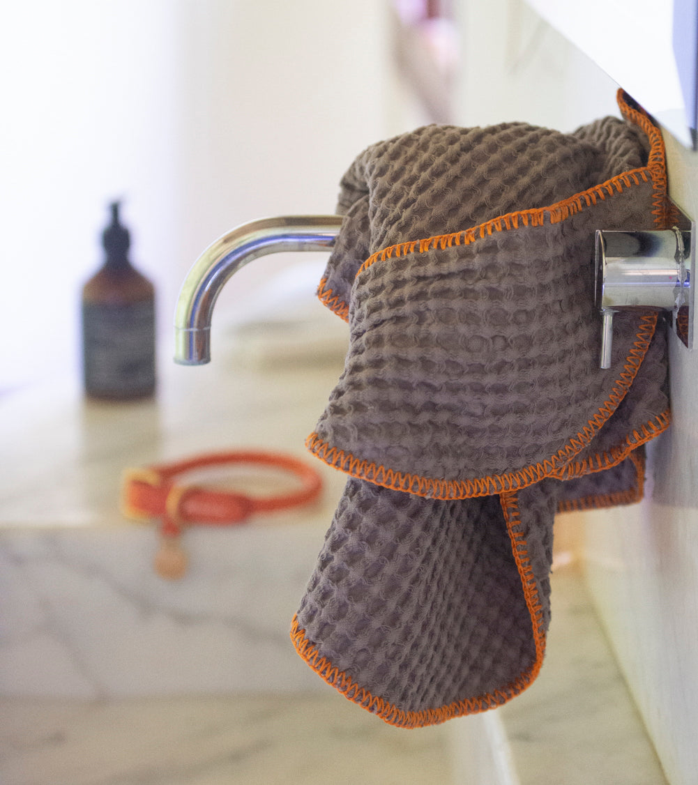 SALLY - HONEYCOMB COTTON DOG TOWEL
