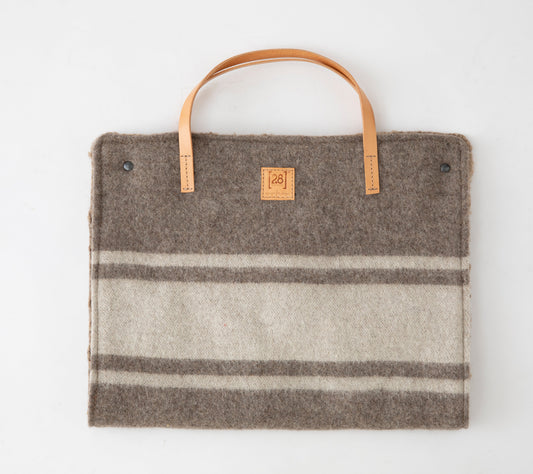 MINI STEVE DOG TRAVEL MAT RECYCLED WOOL