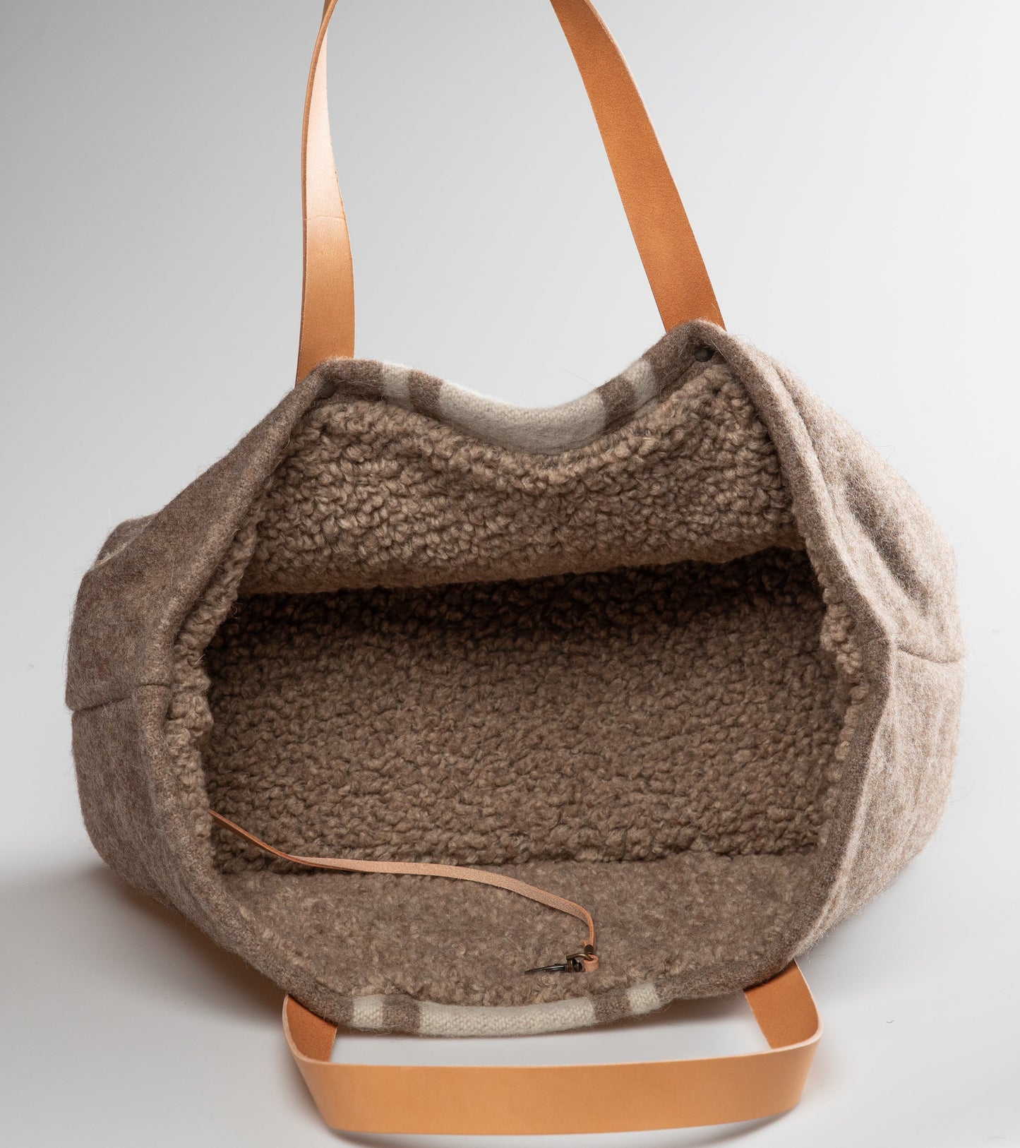 INGE RECYCLED WOOL
