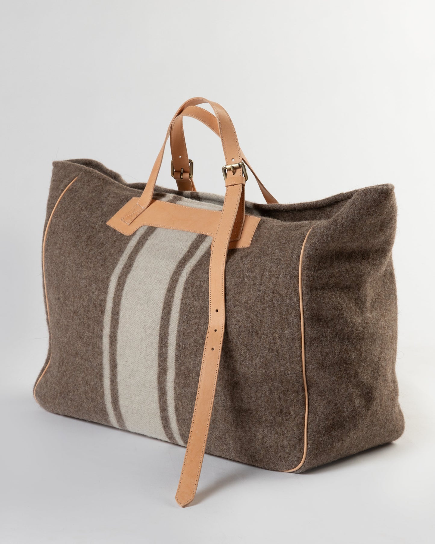 MARGARET - WEEKENDERRECYCLED WOOLNATURAL/WHITE